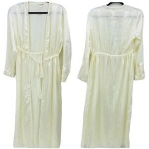 Flora Long Satin Kimono Robe Women's Size S/M Embroidered Long Sleeves Belt Tie